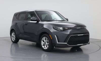 2023 Kia Soul LX S