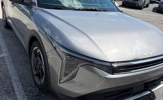 2025 Kia K4 EX