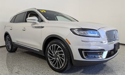 2019 Lincoln Nautilus Reserve