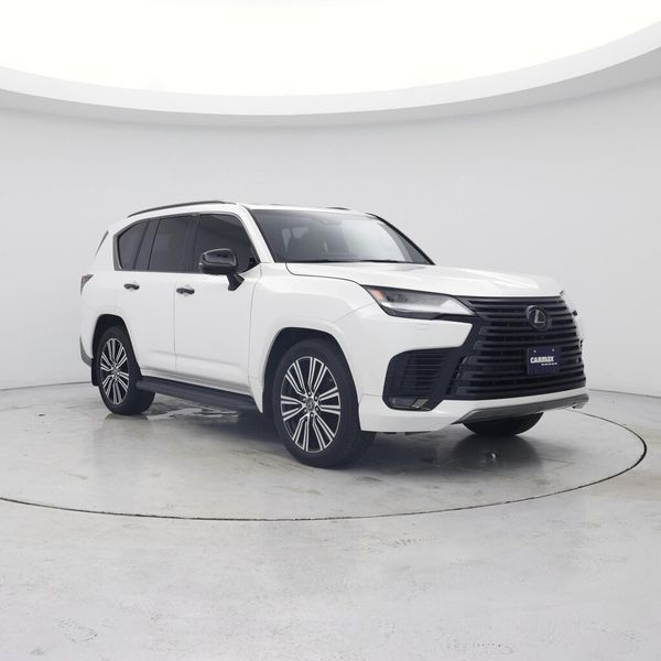 2023 Lexus LX — a typically priced live listing