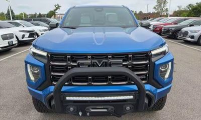 2023 GMC Canyon AT4X