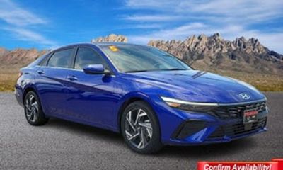 2025 Hyundai Elantra SEL Convenience