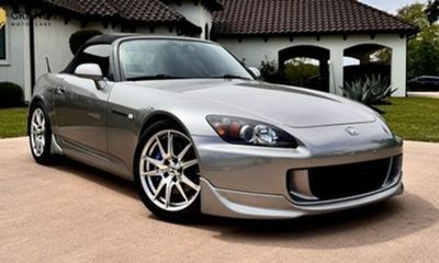 2004 Honda S2000 Base