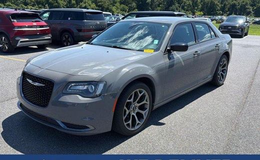 2018 Chrysler 300