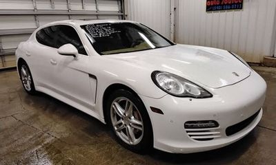 2012 Porsche Panamera S 4S