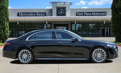 2023 Mercedes-Benz S-Class S500 4MATIC
