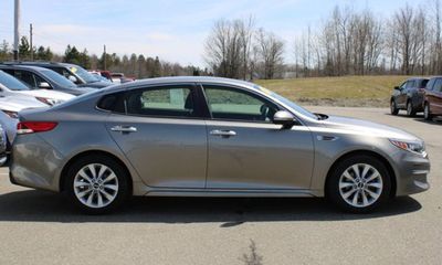 2016 Kia Optima GL