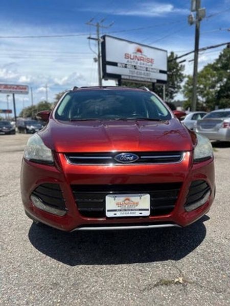 2015 Ford Escape — a typically priced live listing
