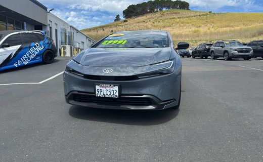 2024 Toyota Prius XLE