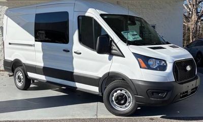2026 Ford Transit Medium Roof