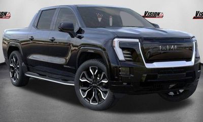 2025 GMC Sierra Denali