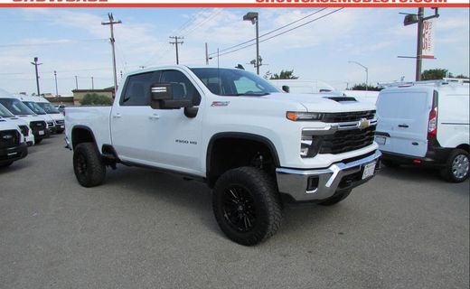 2024 Chevrolet Silverado HD LT