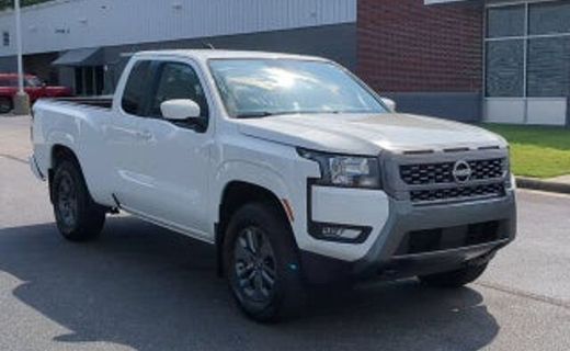 2025 Nissan Frontier S