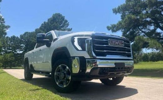 2025 GMC Sierra HD SLT