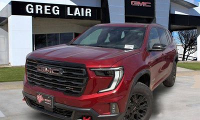 2026 GMC Acadia AT4