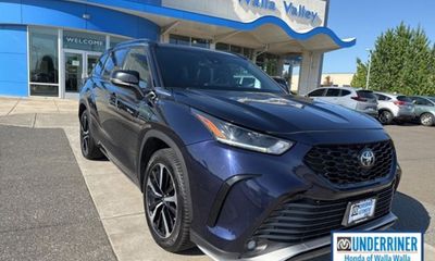 2022 Toyota Highlander XSE