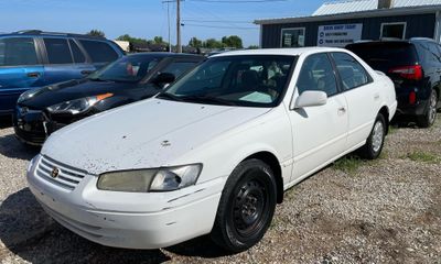 1999 Toyota Camry CE FOR Sale