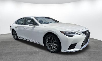 2022 Lexus LS 500 Core
