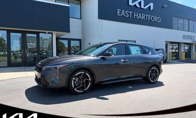2026 Kia K4