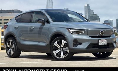 2023 Volvo C40 Plus Dark