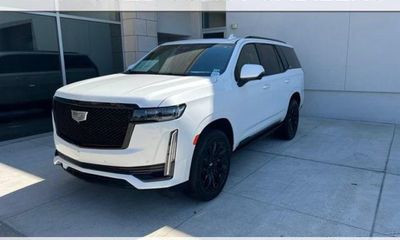 2023 Cadillac Escalade Sport