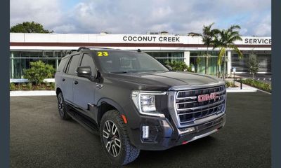 2023 GMC Yukon AT4