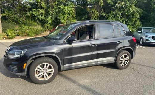 2017 Volkswagen Tiguan 4MOTION S