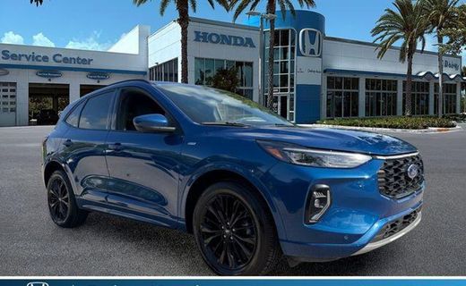 2023 Ford Escape ST Line Elite