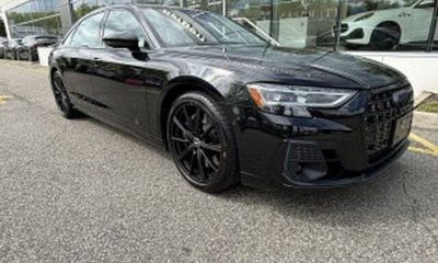 2020 Audi S8 Quattro