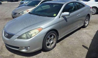 2004 Toyota Camry Solara SE