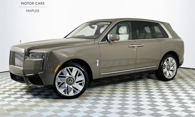 2027 Rolls-Royce Cullinan RR