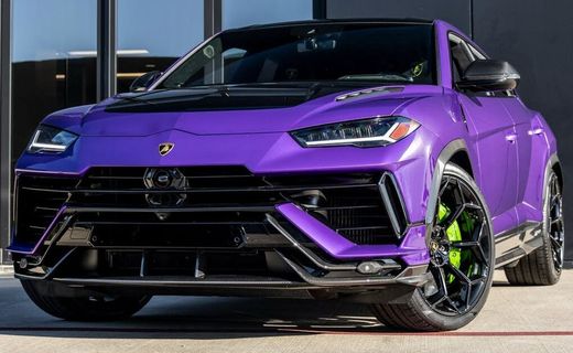 2024 Lamborghini Urus Performante