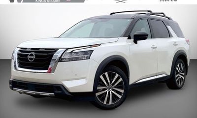 2023 Nissan Pathfinder Platinum