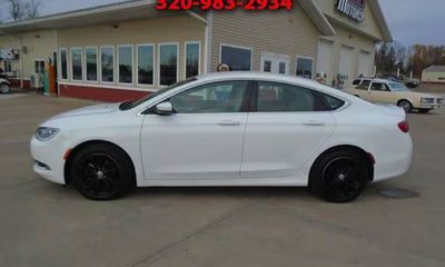 2016 Chrysler 200 Limited