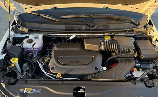 2026 Chrysler Voyager LX