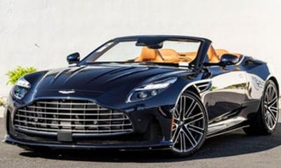 2026 Aston Martin DB12 Volante