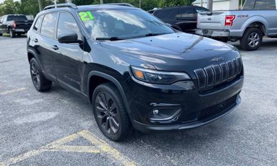 2021 Jeep Cherokee Altitude Latitude LUX