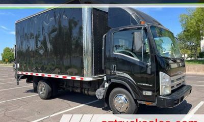 2008 Isuzu NPR