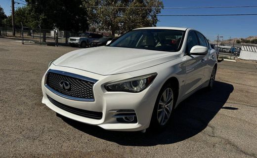 2017 Infiniti Q50 Premium