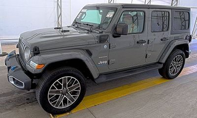 2023 Jeep Wrangler Sahara 4XE