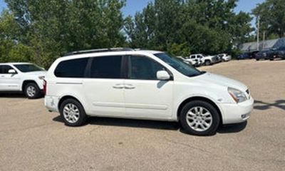 2006 Kia Sedona VQ