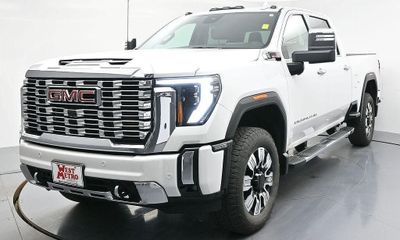 2024 GMC Sierra HD Denali