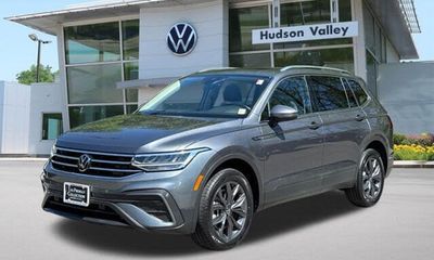 2023 Volkswagen Tiguan 4MOTION SE