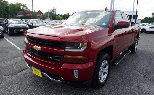 2018 Chevrolet Silverado LT