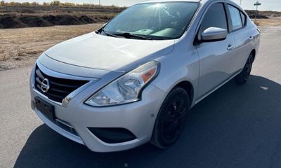 2016 Nissan Versa 16 SV