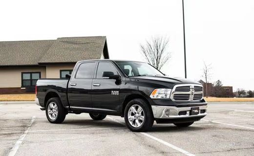 2017 Ram 1500 SLT