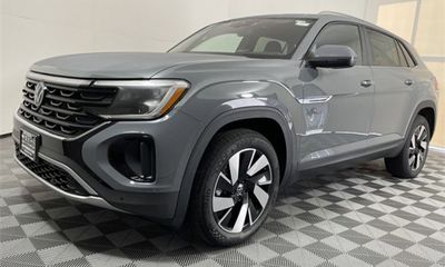 2024 Volkswagen Atlas Cross Sport 4Motion SE W