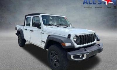 2023 Jeep Gladiator Sport