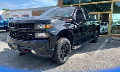 2020 Chevrolet Silverado Trail Boss Custom