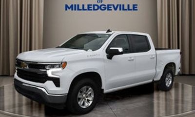 2024 Chevrolet Silverado RST